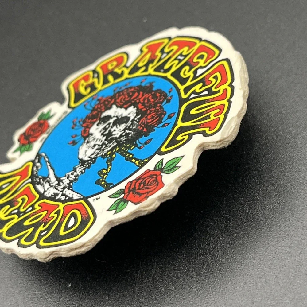 Vintage 1971 Grateful‎ Dead Bertha Logo Roses Cardboard Lapel Pin RARE